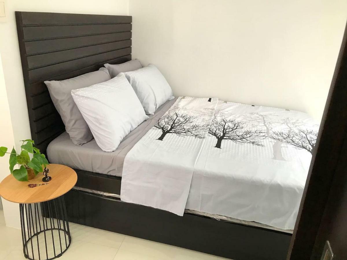 Cozy And Full Service Condo At The Heart Of Bacolod Exterior foto